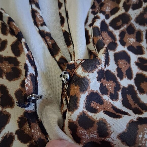 Stella Cruz Girls Size XL (14-16) Leopard Print Ruffle Sleeve Overlay Romper - Picture 11 of 11
